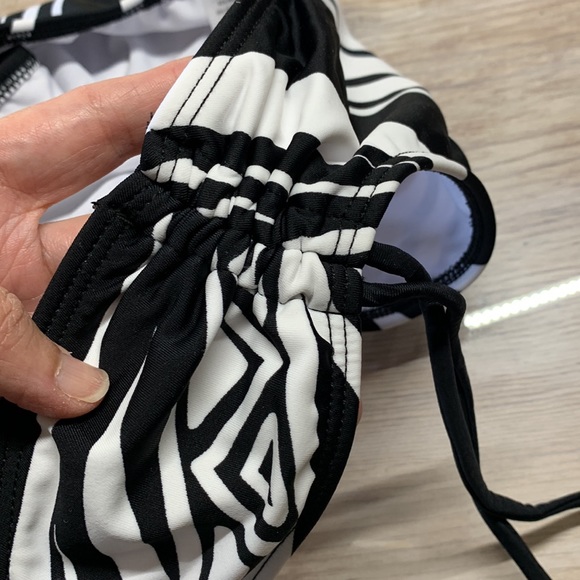 NWT Low Rise Side Tie Bikini Bottoms - Picture 6 of 9